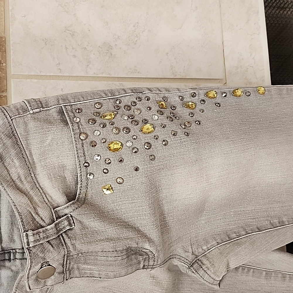 🖤🩶 BOSTON PROPER Gray Embellished JEANS 🩶🖤 - Picture 4 of 11
